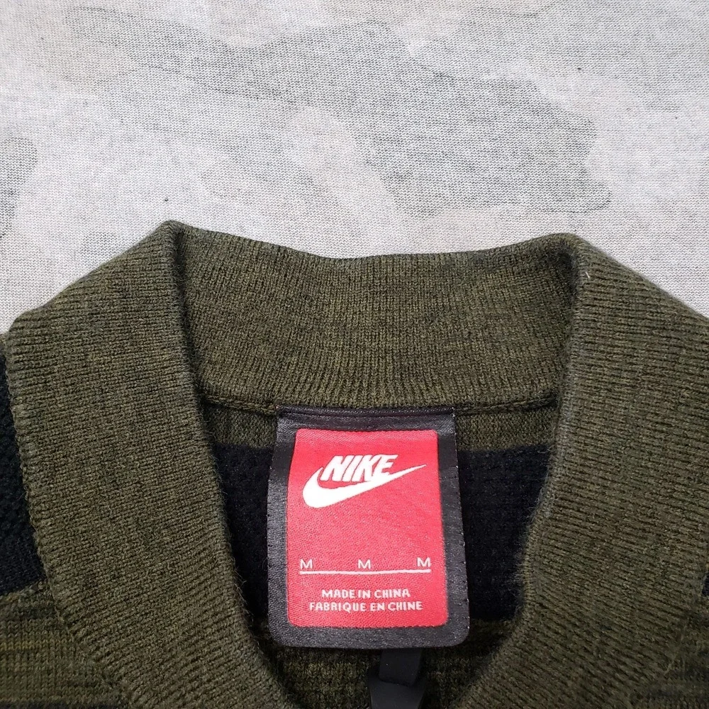 Nike Jacket Womens Medium Green Full‎ Zip Pockets Long Sleeve Sportswear